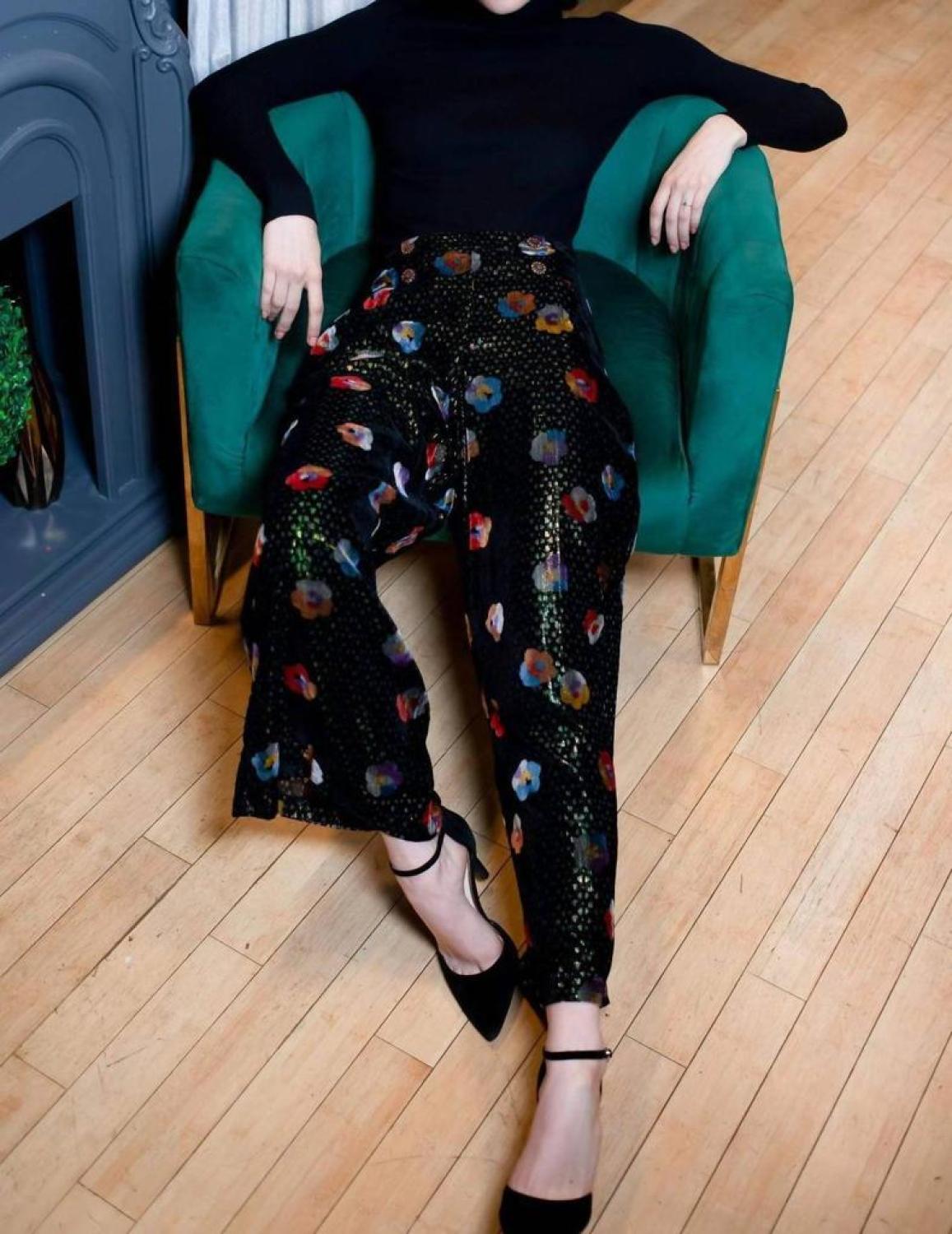 Hepburn Pants In Black