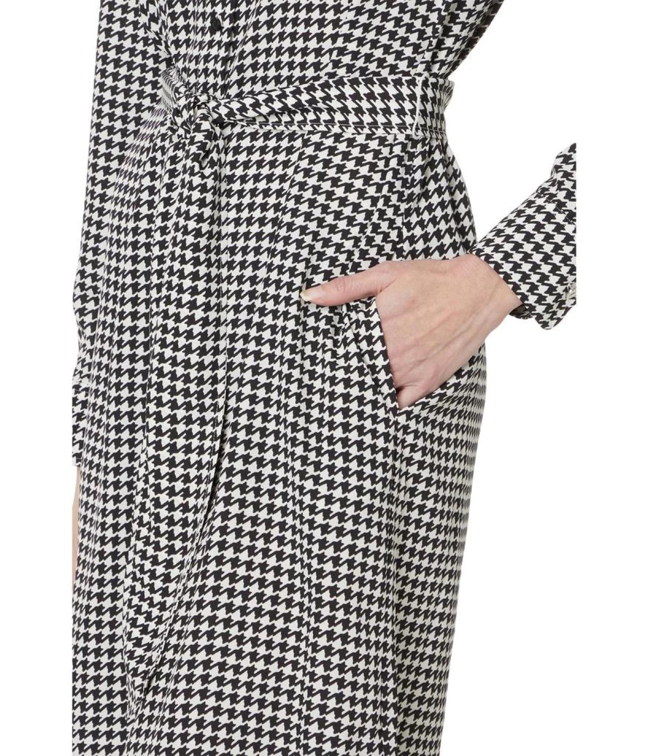 Petite Houndstooth Belted Crepe Shirtdress