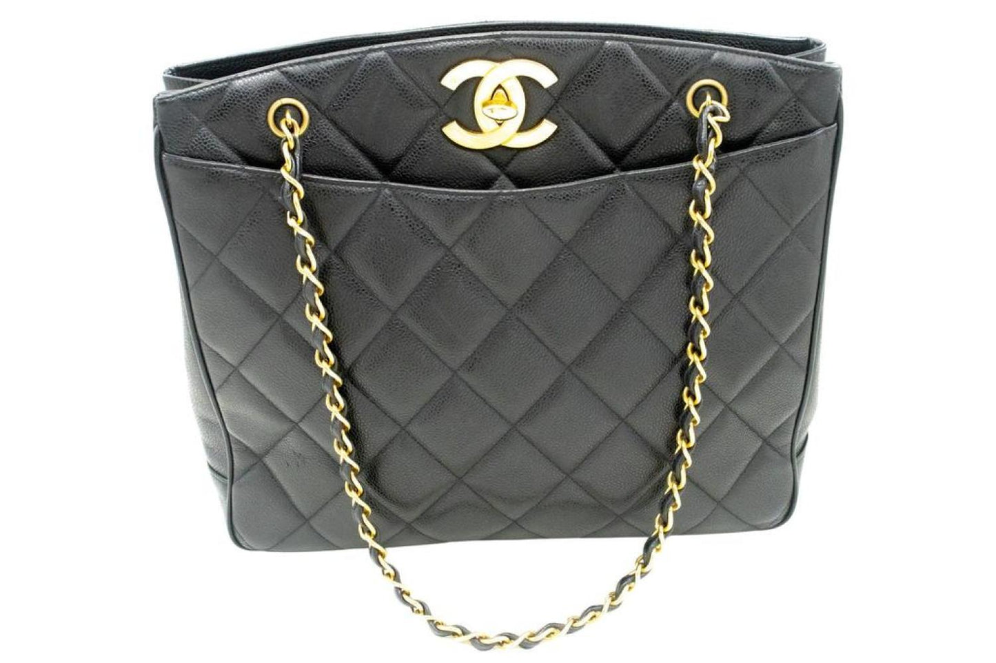 Chanel Quilted  Leather Shoulder Bag (Pre-Owned)