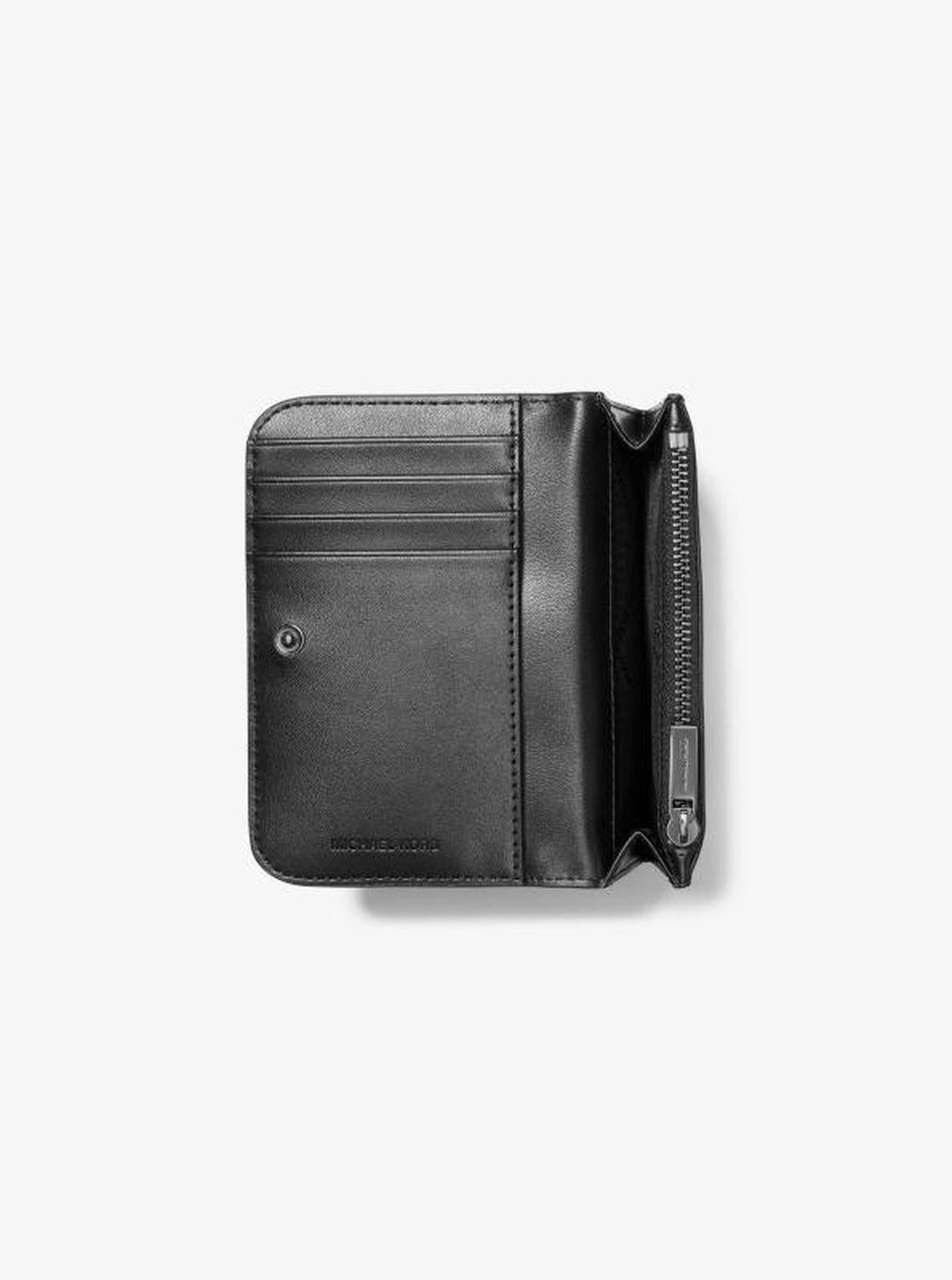 Hudson Pebbled Leather Billfold Wallet