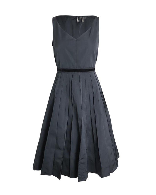 Marc Jacobs Pleated Sleeveless Dress in Black Polyester