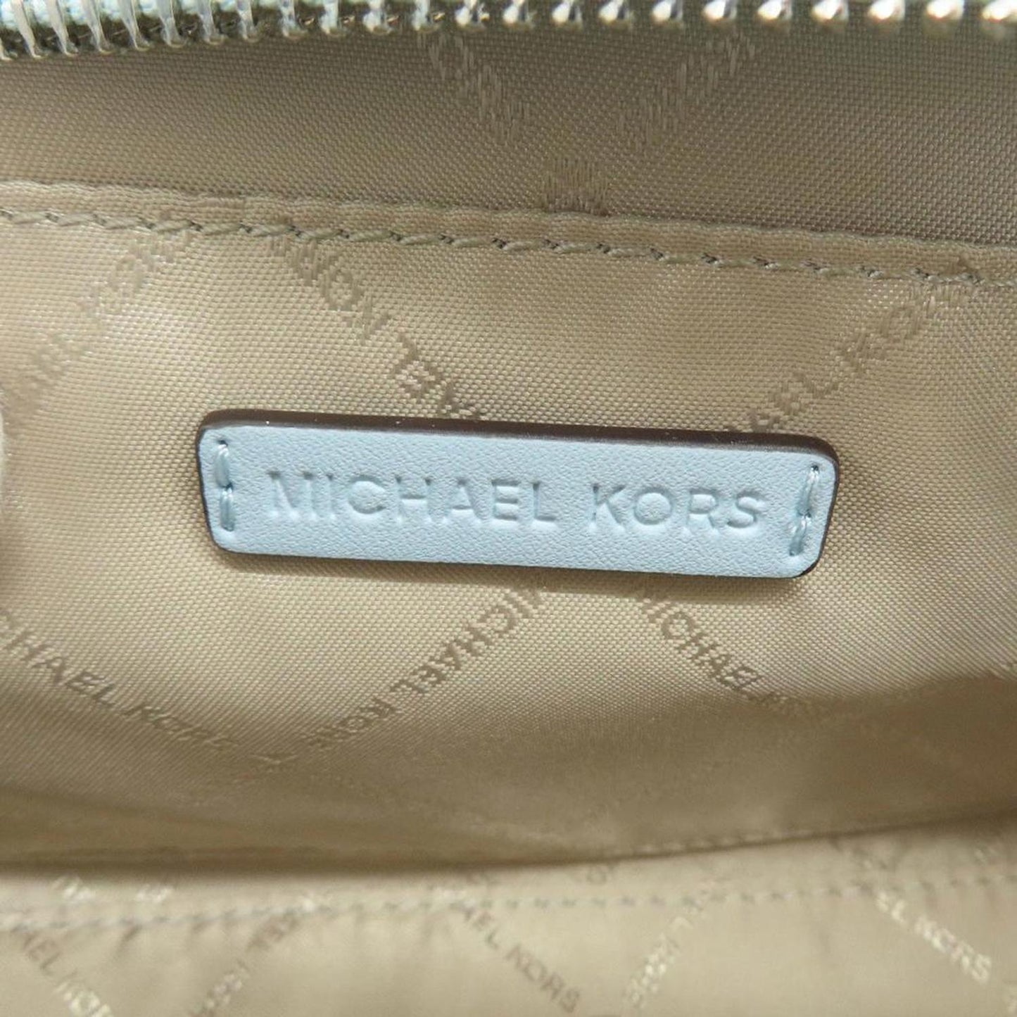 Michael Kors Sheila  Leather Shoulder Bag (Pre-Owned)