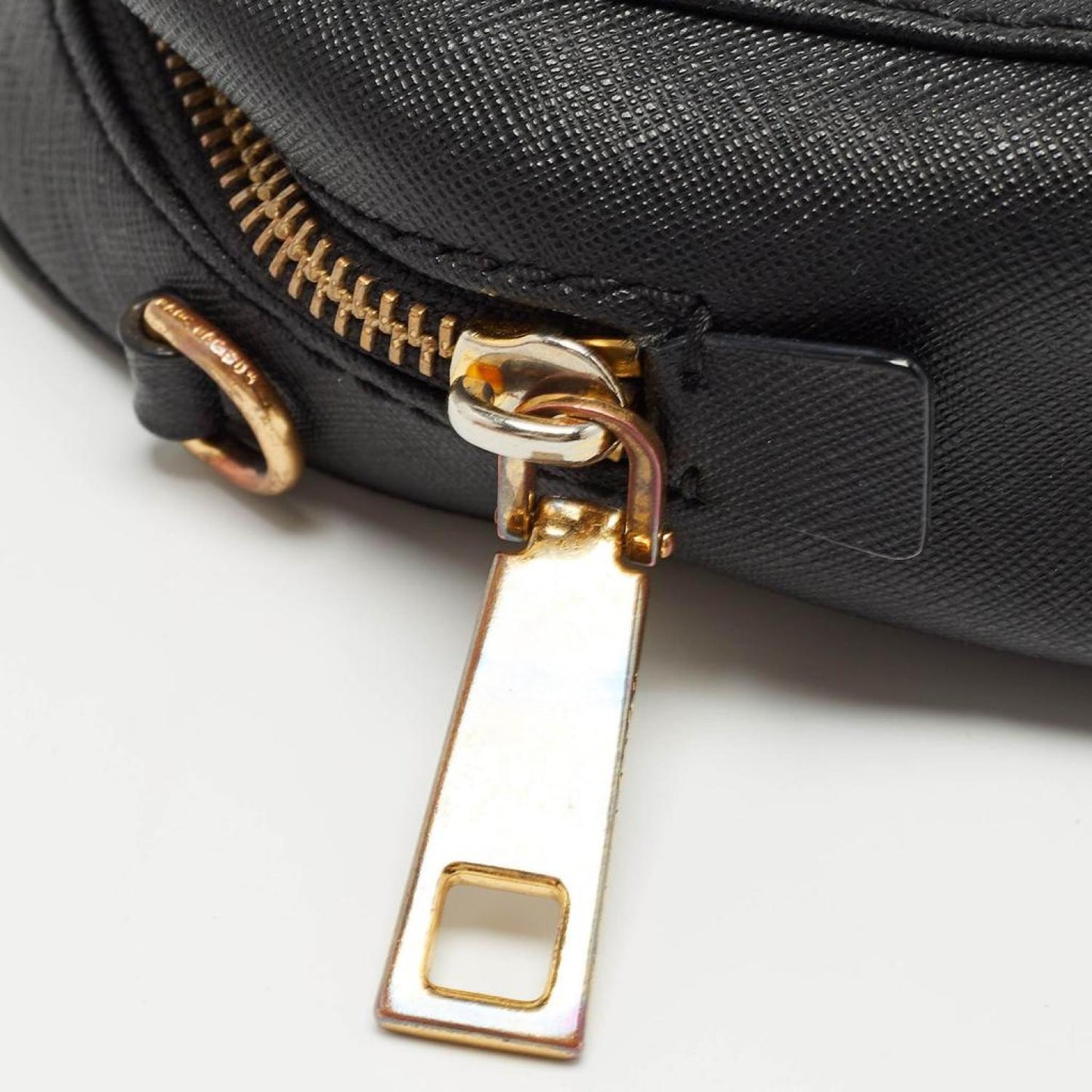 Marc Jacobs  Leather Playback Dome Crossbody Bag