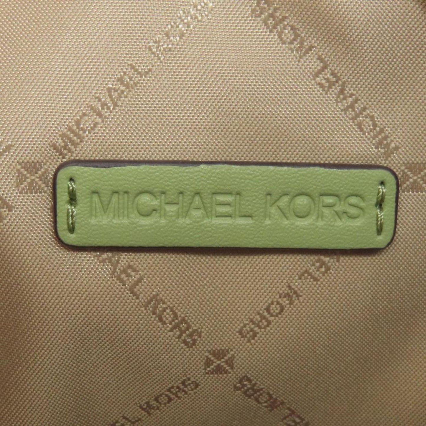 Michael Kors Dover  Leather Shoulder Bag (Pre-Owned)