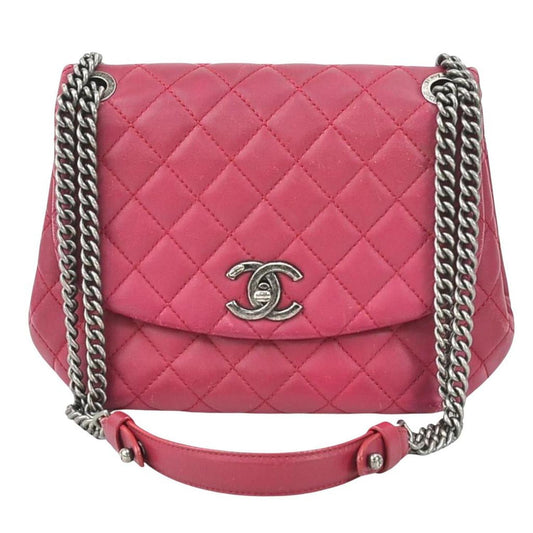 Chanel Matelassé Leather Shoulder Bag (Pre-Owned)