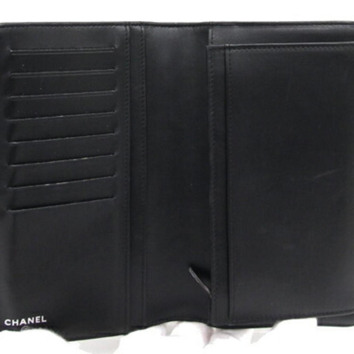 Chanel  Patent Leather Wallet  (Pre-Owned)