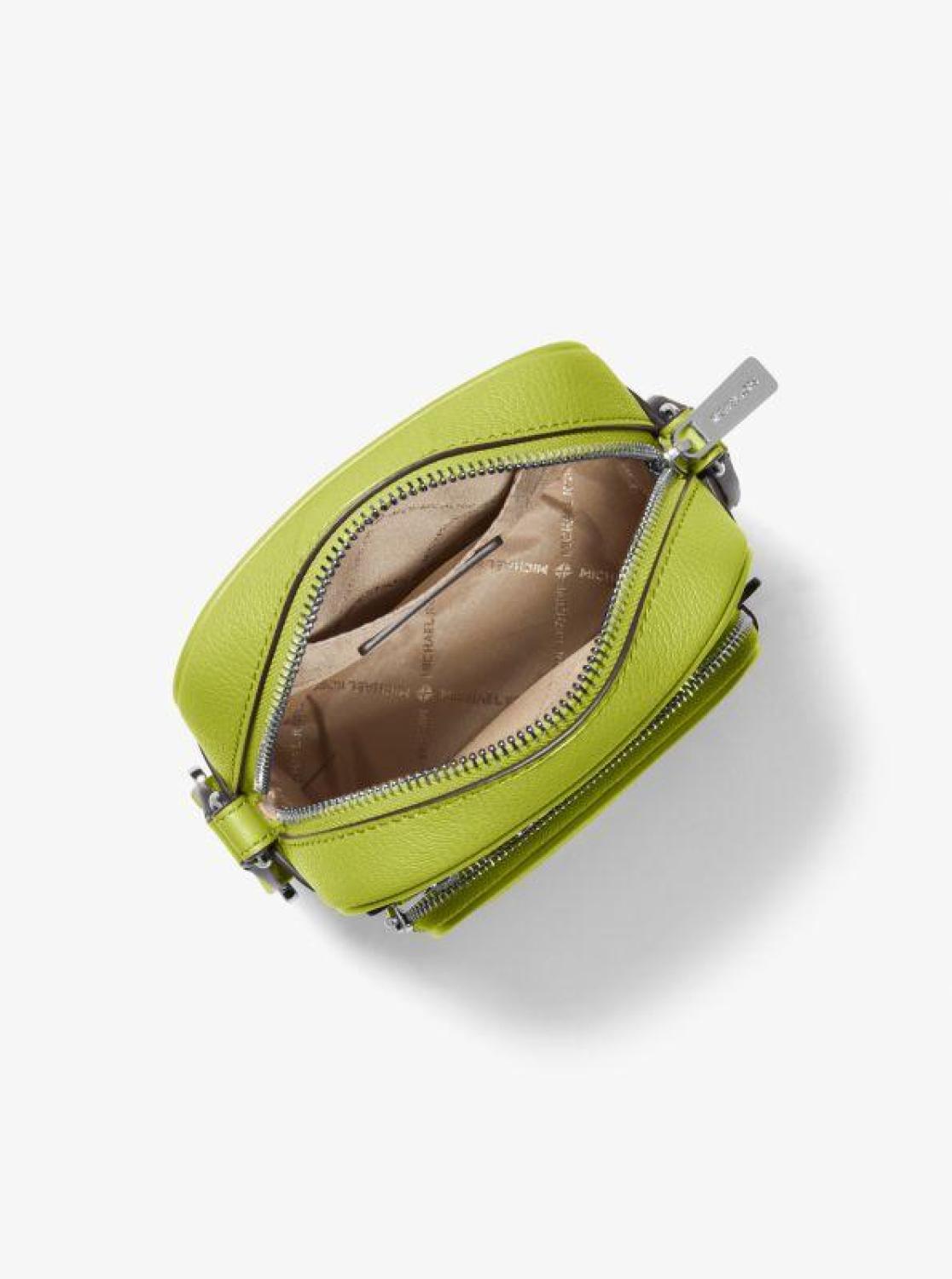 Jet Set Medium Leather Crossbody Bag