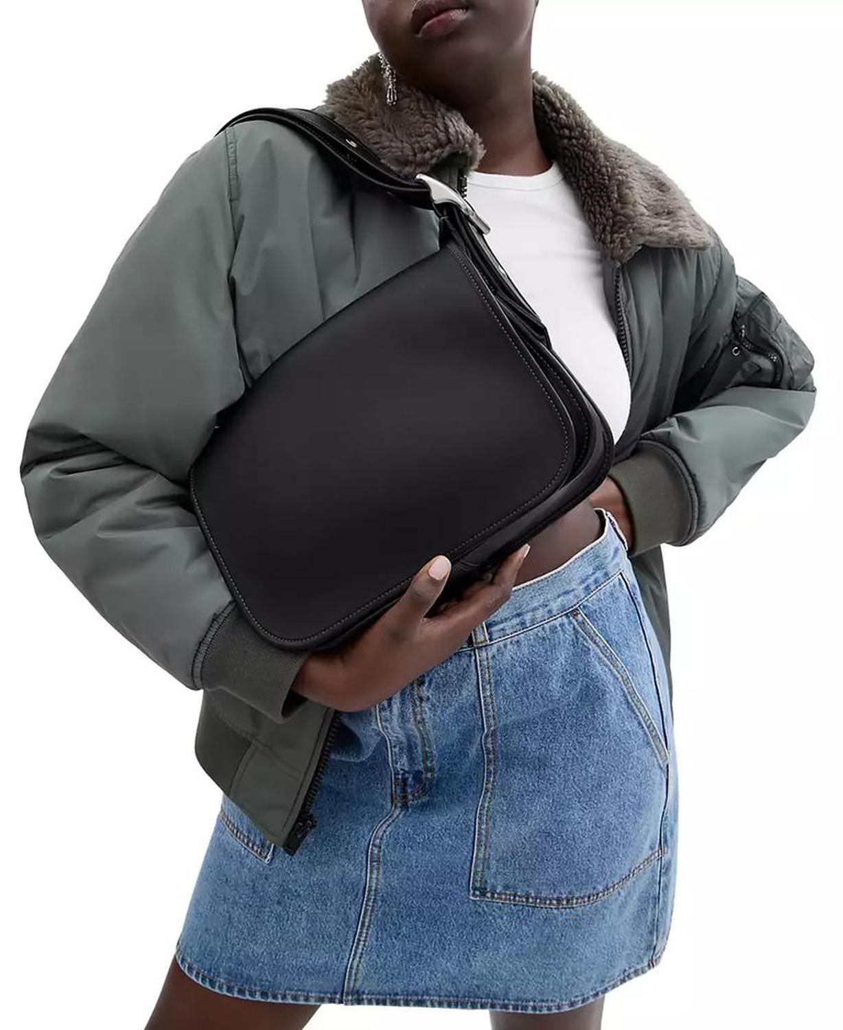 Patricia Legacy Messenger Bag