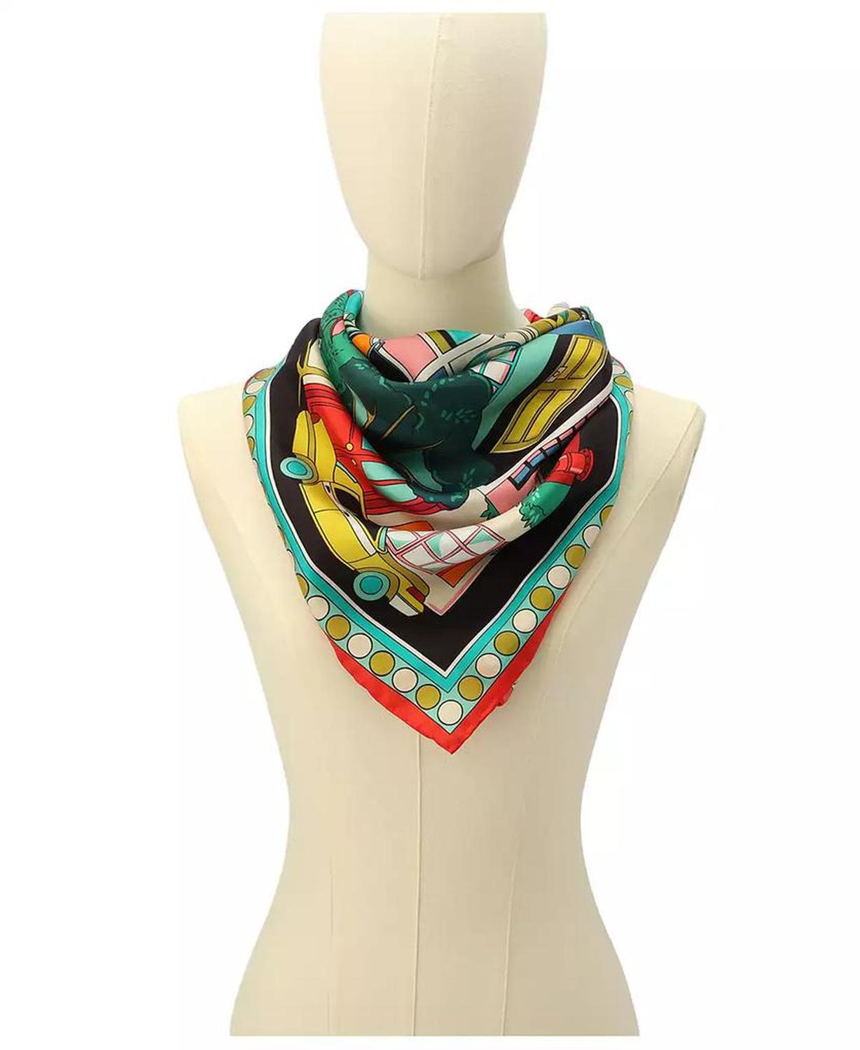 Women’s Townhouse Silk Square Scarf