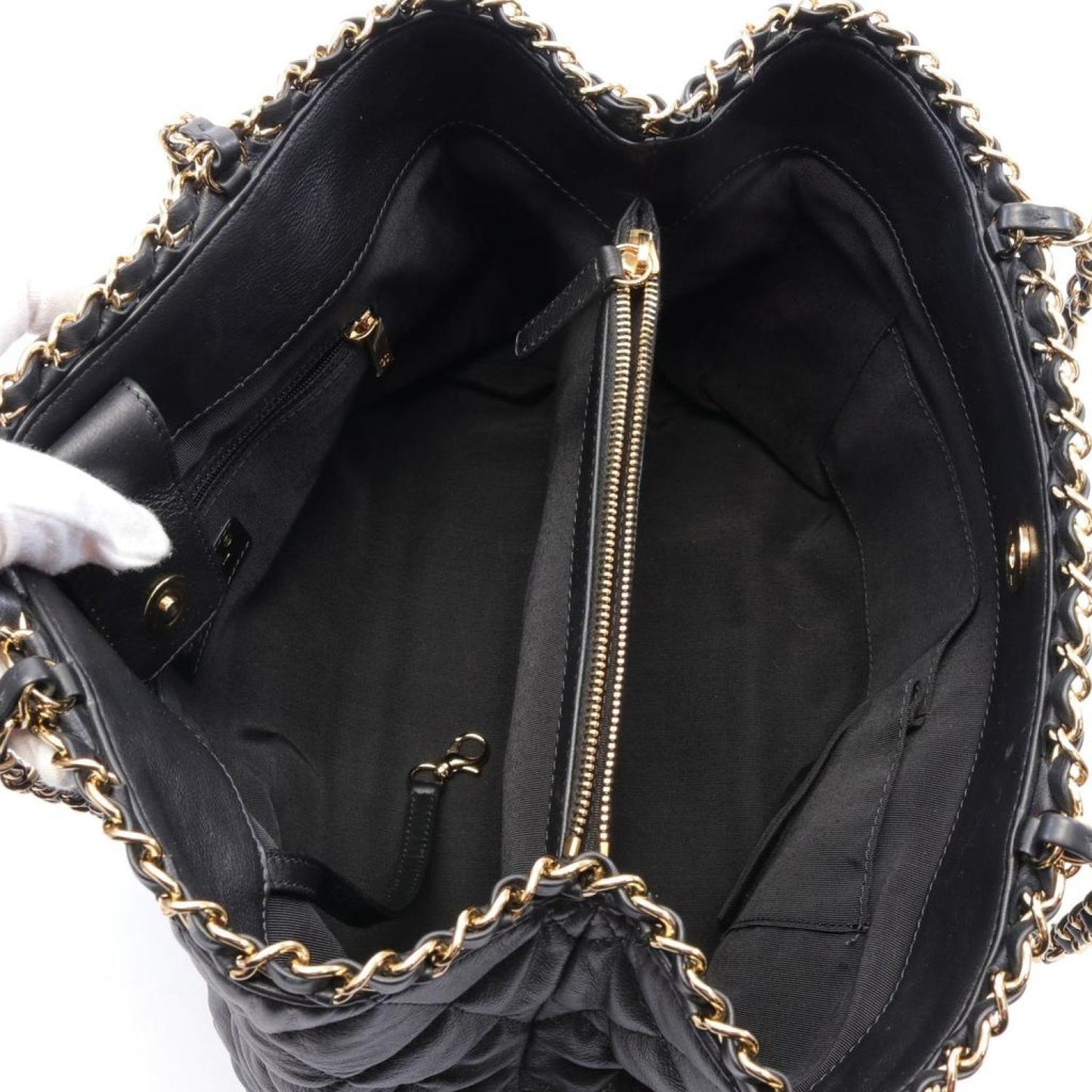 Chain Me Matelasse Chain Handbag Chain Tote Bag Leather  Gold Hardware