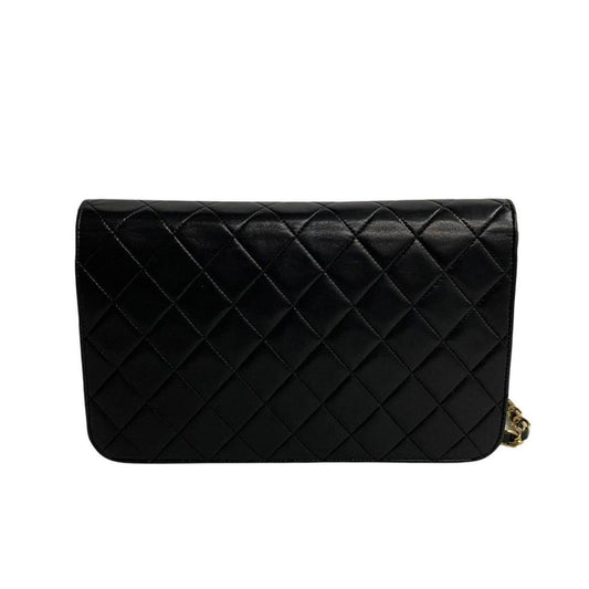 Chanel  Leather Shoulder Bag (Pre-Owned)