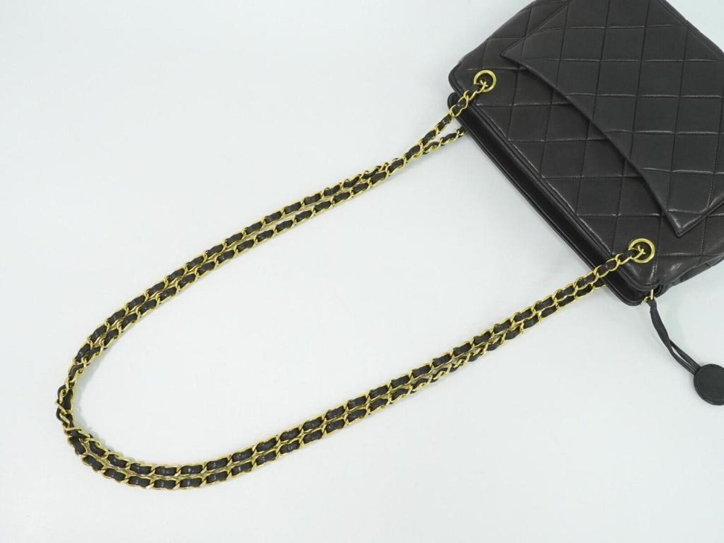 Chanel Shopping  Leather Shoulder Bag (Pre-Owned)