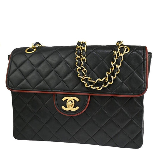 Chanel Matelassé  Leather Shoulder Bag (Pre-Owned)