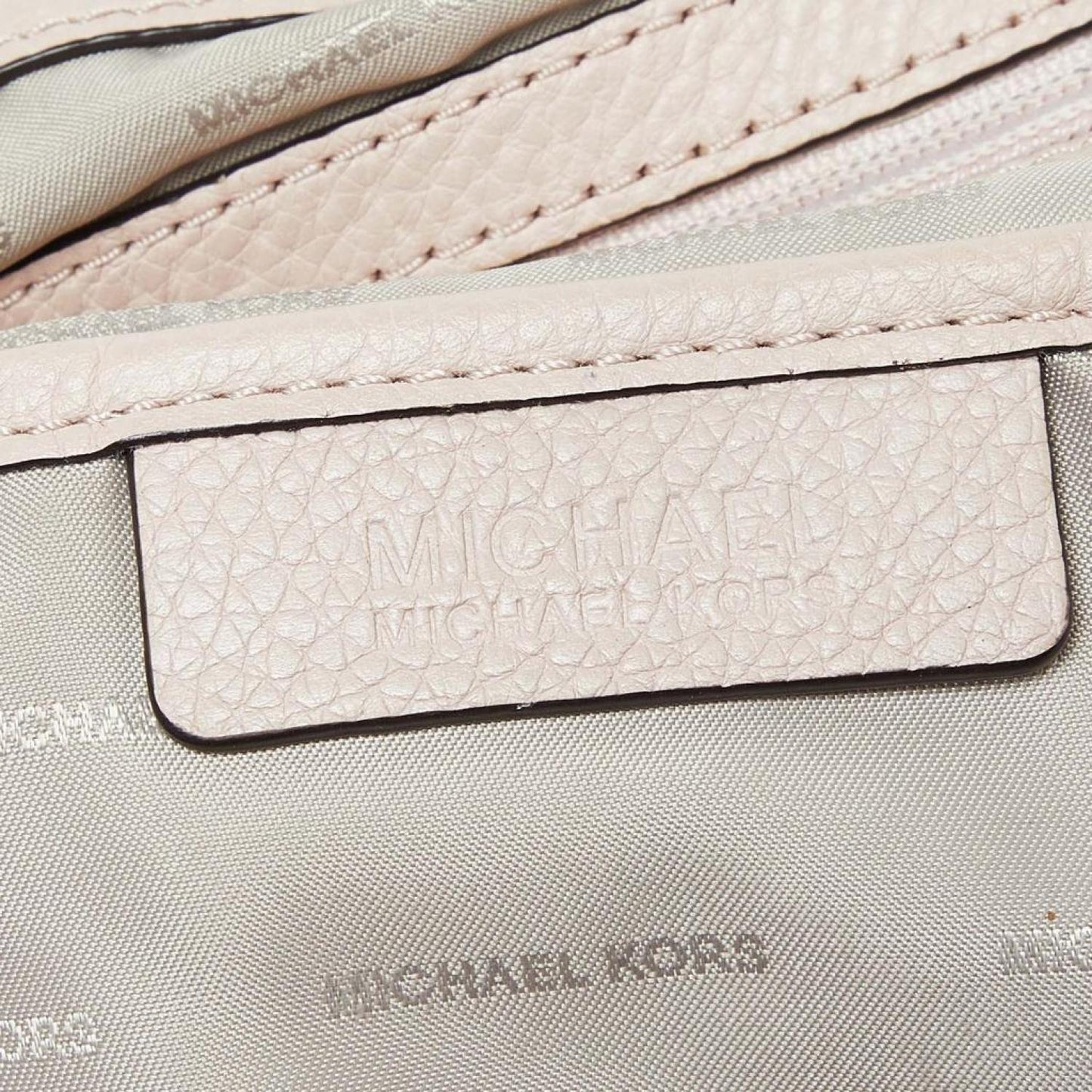 Michael Kors  Leather Jet Set Chain Bag