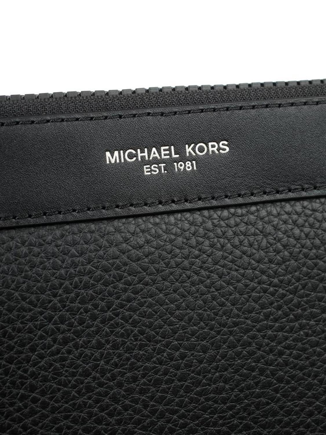 Michael Kors Zip-Up Clutch Bag