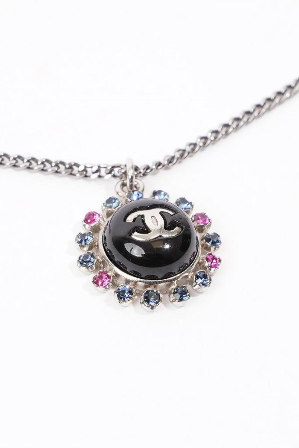 Chanel Logo  Necklacce  / Multi Colour Base Metal