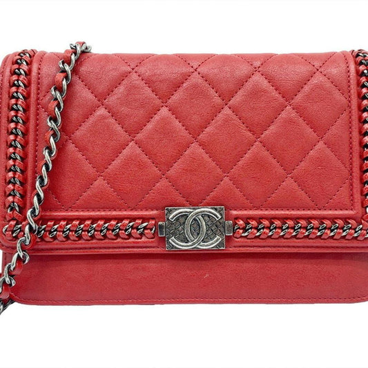 Chanel Boy  Leather Shoulder Bag (Pre-Owned)