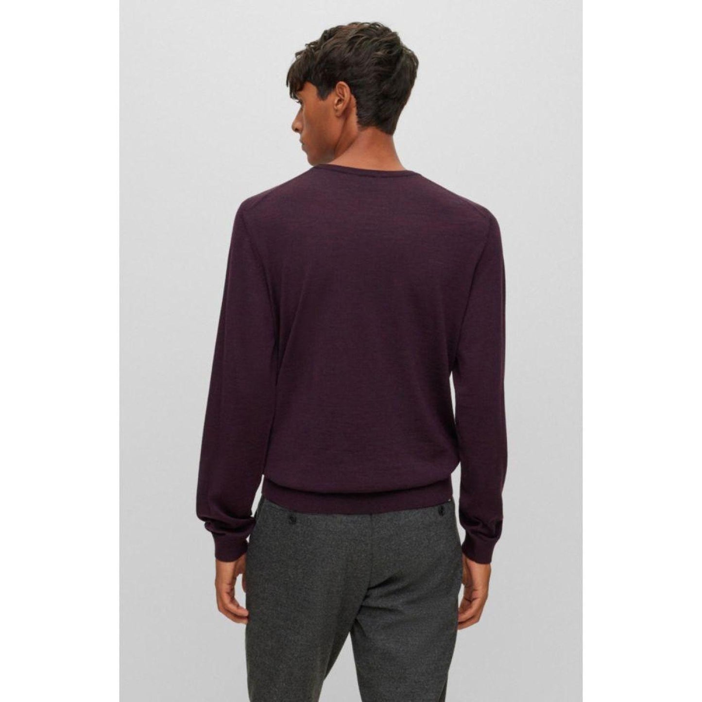 Slim-fit sweater in virgin wool