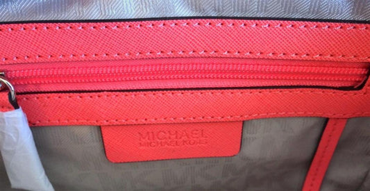 Michael Kors Selma Pocket Messenger