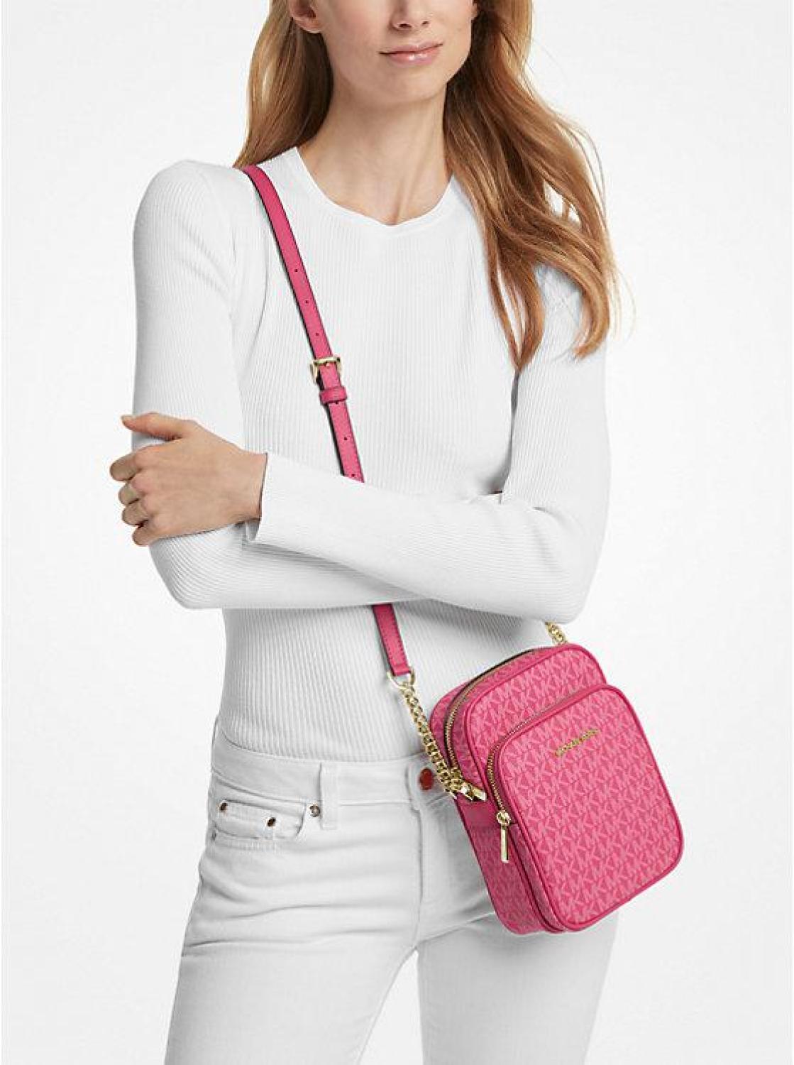 Jet Set Travel Medium Signature Logo Crossbody Bag