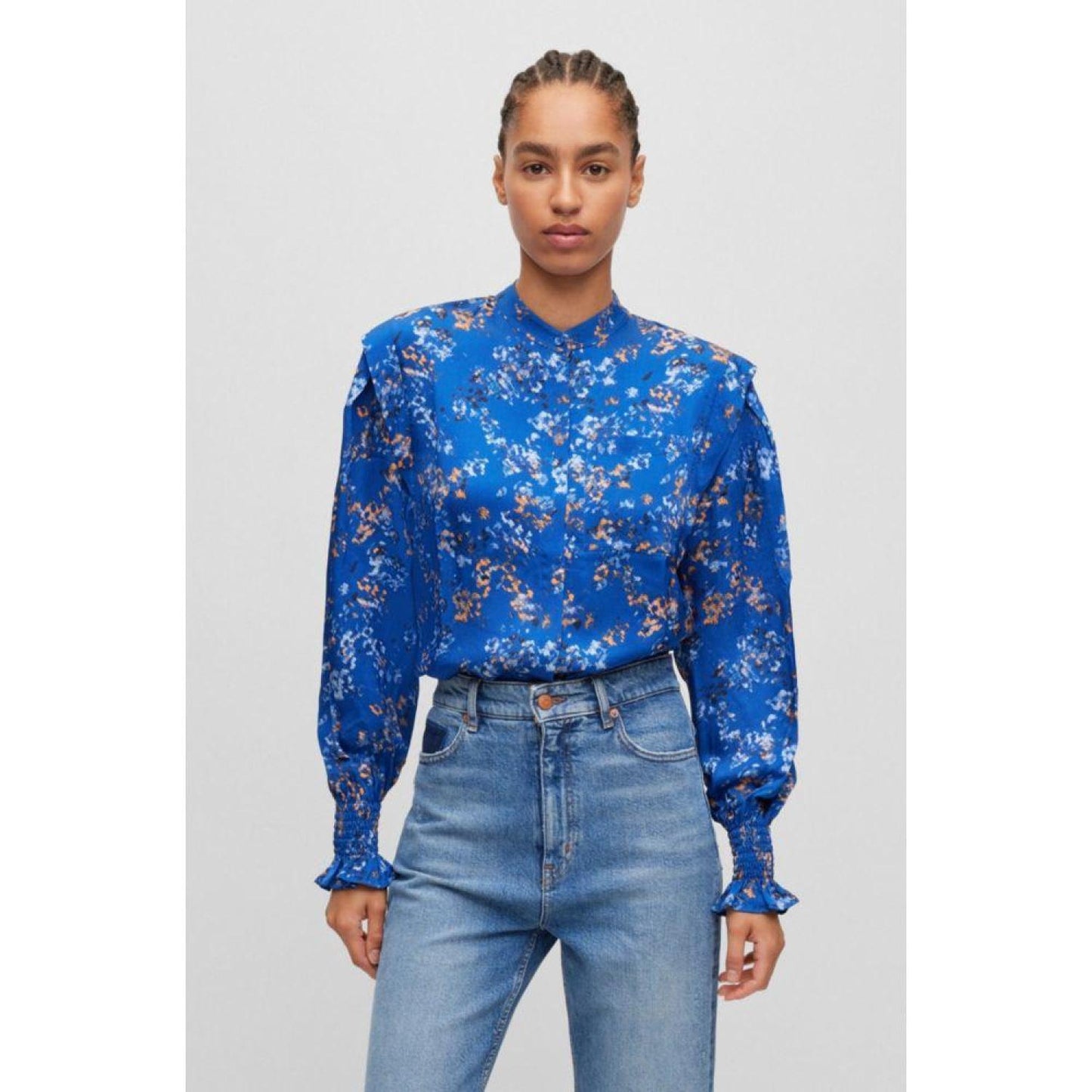 Regular-fit blouse in seasonal print with concealed closure