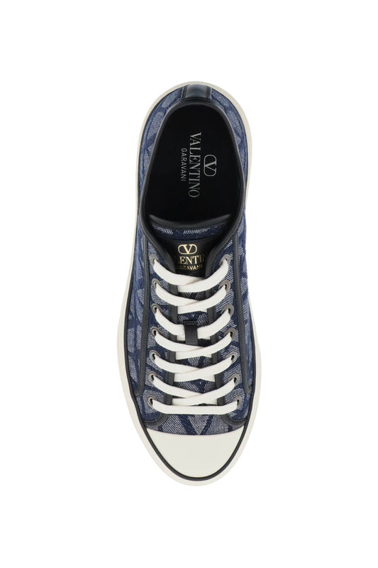 Valentino garavani totaloop low-top sneakers in denim-effect toile iconographe