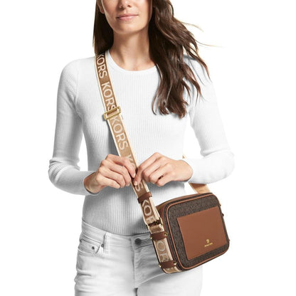 Signature Maeve Large East West Pocket Crossbody