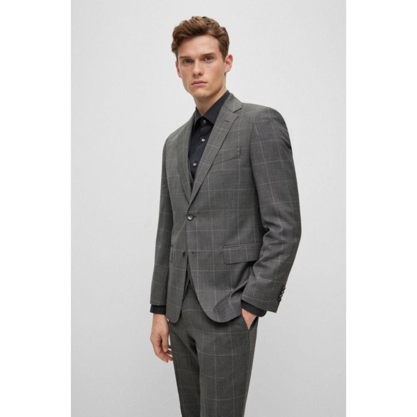 Three-piece regular-fit suit in checked virgin wool