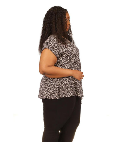 Plus Size Wildcat Asymmetrical Hank Hem Top