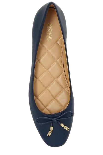 Michael Michael Kors Logo Charm Round Toe Flat Shoes