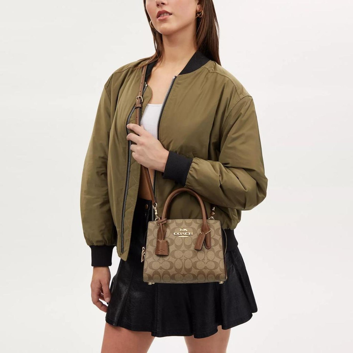 Coach Outlet Andrea Carryall In Signature Canvas