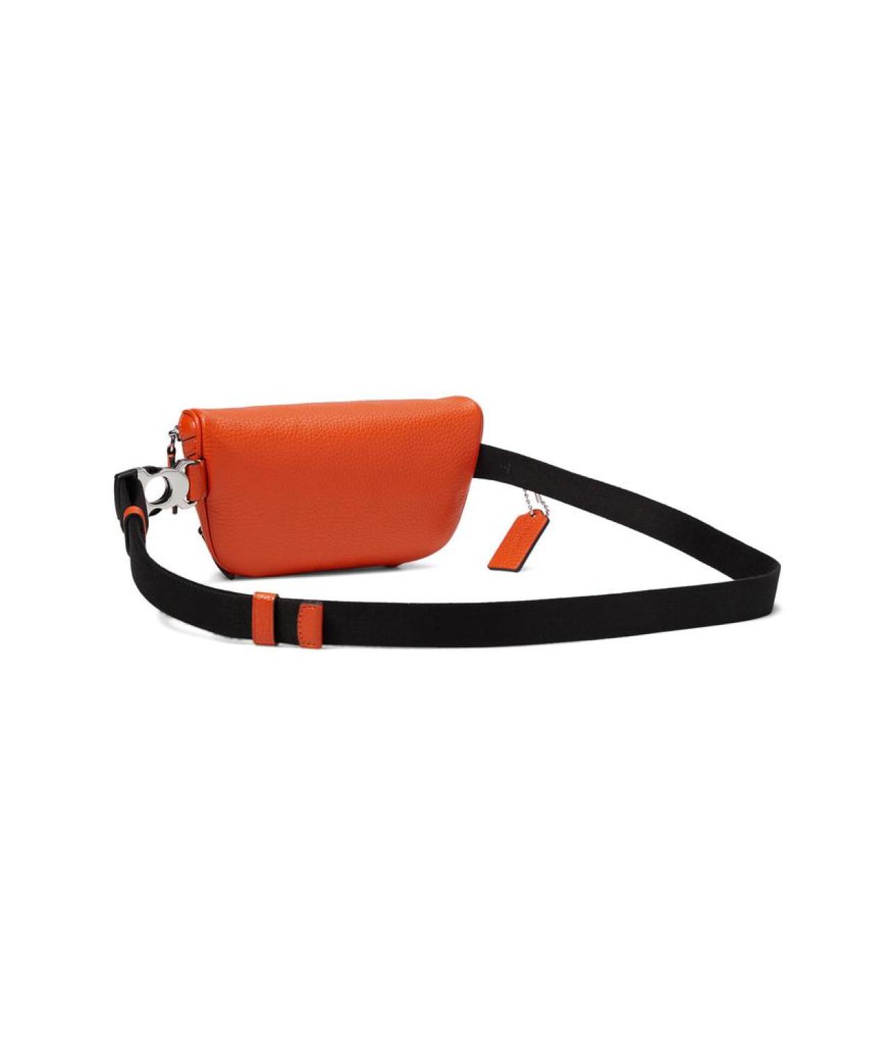 Beck Belt Bag in Pebble Leather