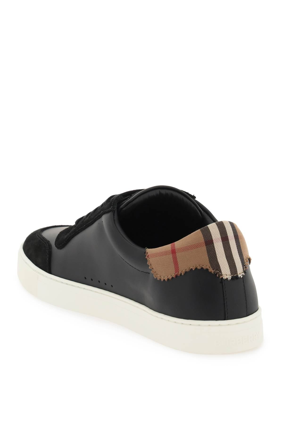 Burberry low-top leather sneakers