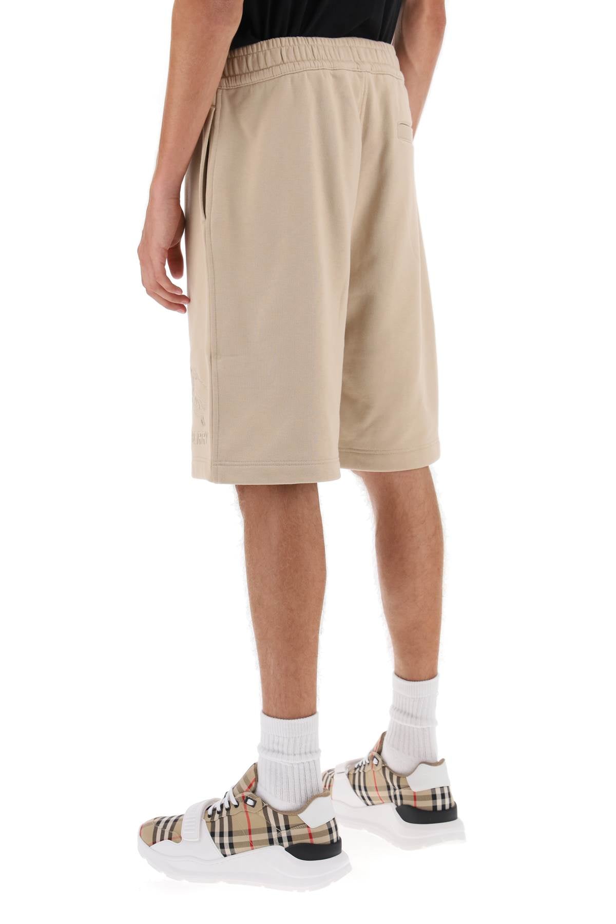 Burberry taylor sweatshorts with embroidered ekd