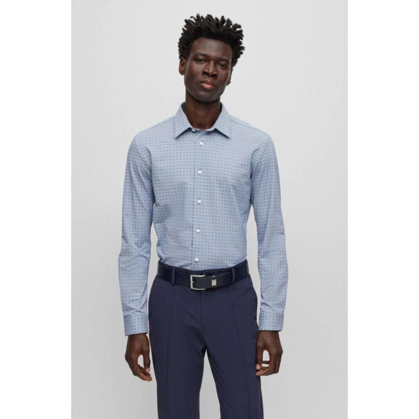 Slim-fit shirt in performance-stretch material