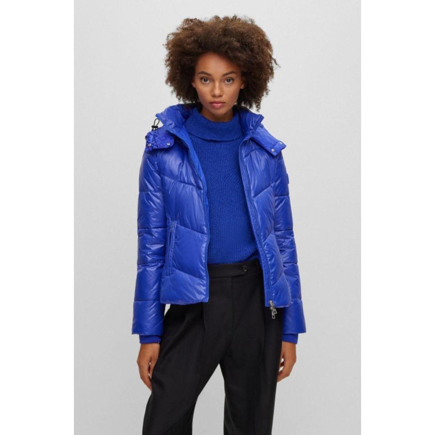 Water-repellent puffer jacket in gloss material