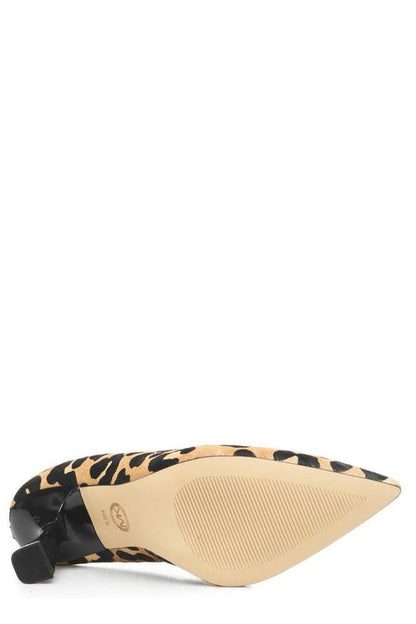 Michael Michael Kors Leopard-Printed Pointed Toe Pumps