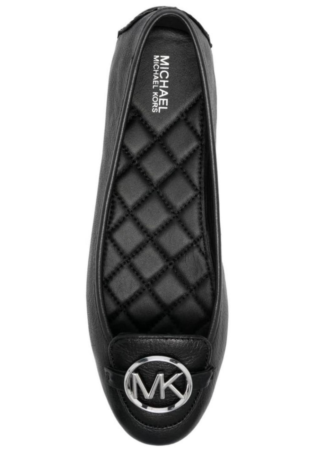 Michael Michael Kors Round Toe Flat Shoes