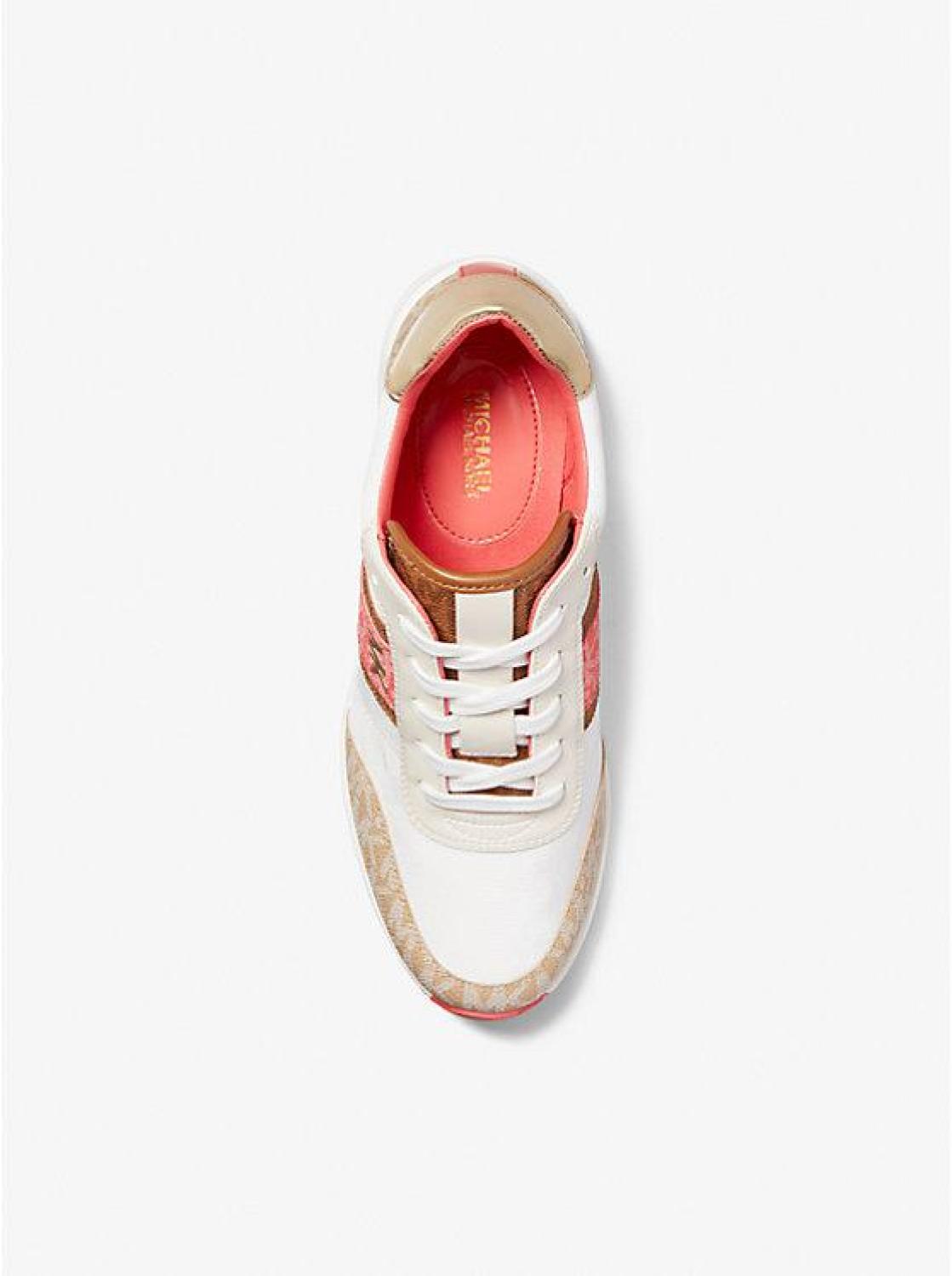 Mabel Color-Blocked Signature Logo Trainer