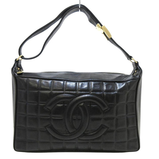 Chanel Chocolate Bar  Leather Shoulder Bag (Pre-Owned)