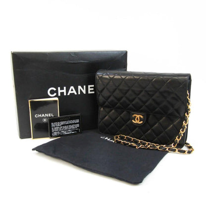 Chanel Matelassé  Leather Shoulder Bag (Pre-Owned)