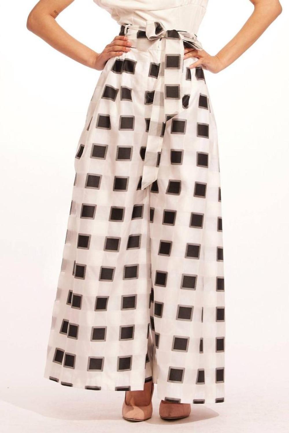 Belted Wide-Leg Pants In Black And White Check