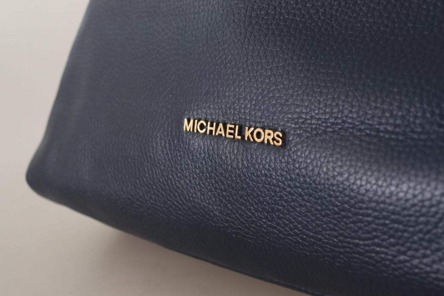 Michael Kors HandWomen's  Tone Studs Shoulder Leather Women's Bag