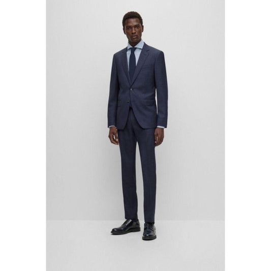 Slim-fit suit in virgin wool with signature lining