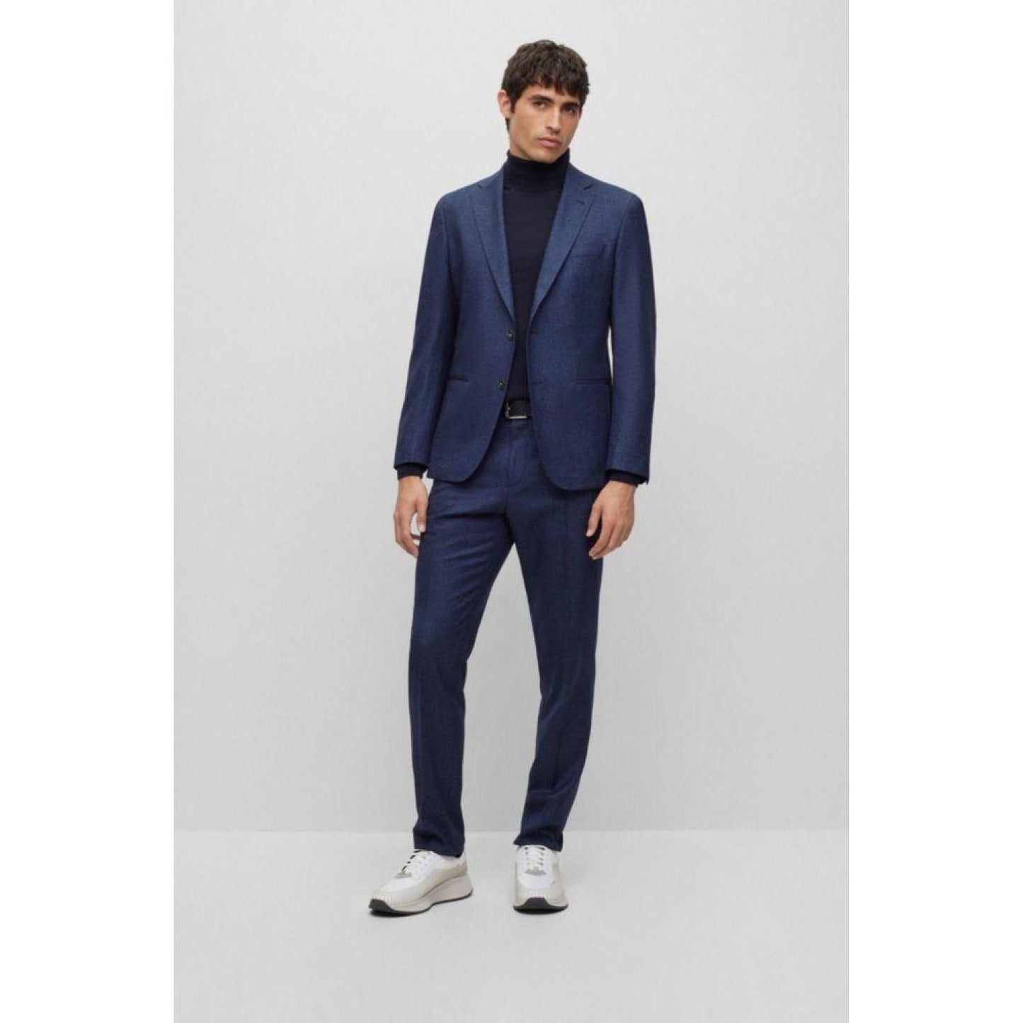 Slim-fit suit in micro-patterned wool and cotton