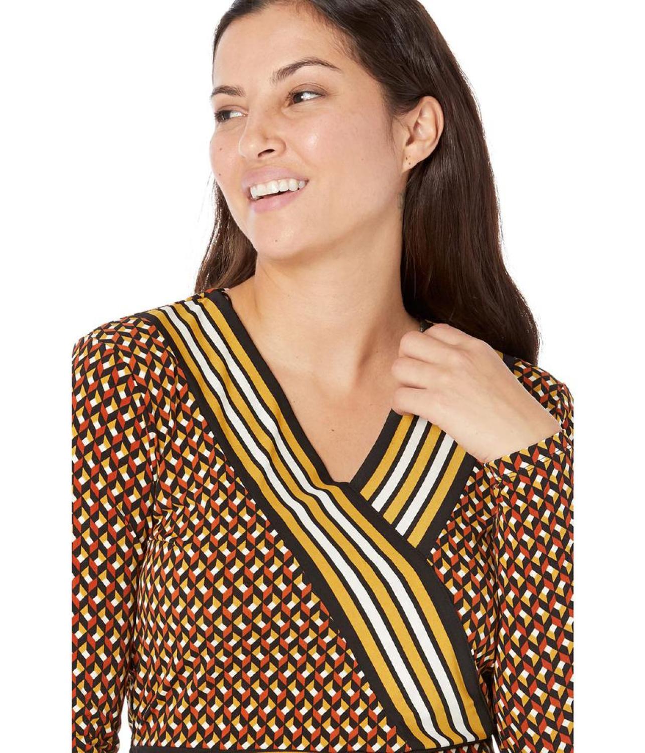 Geo Border Wrap Top