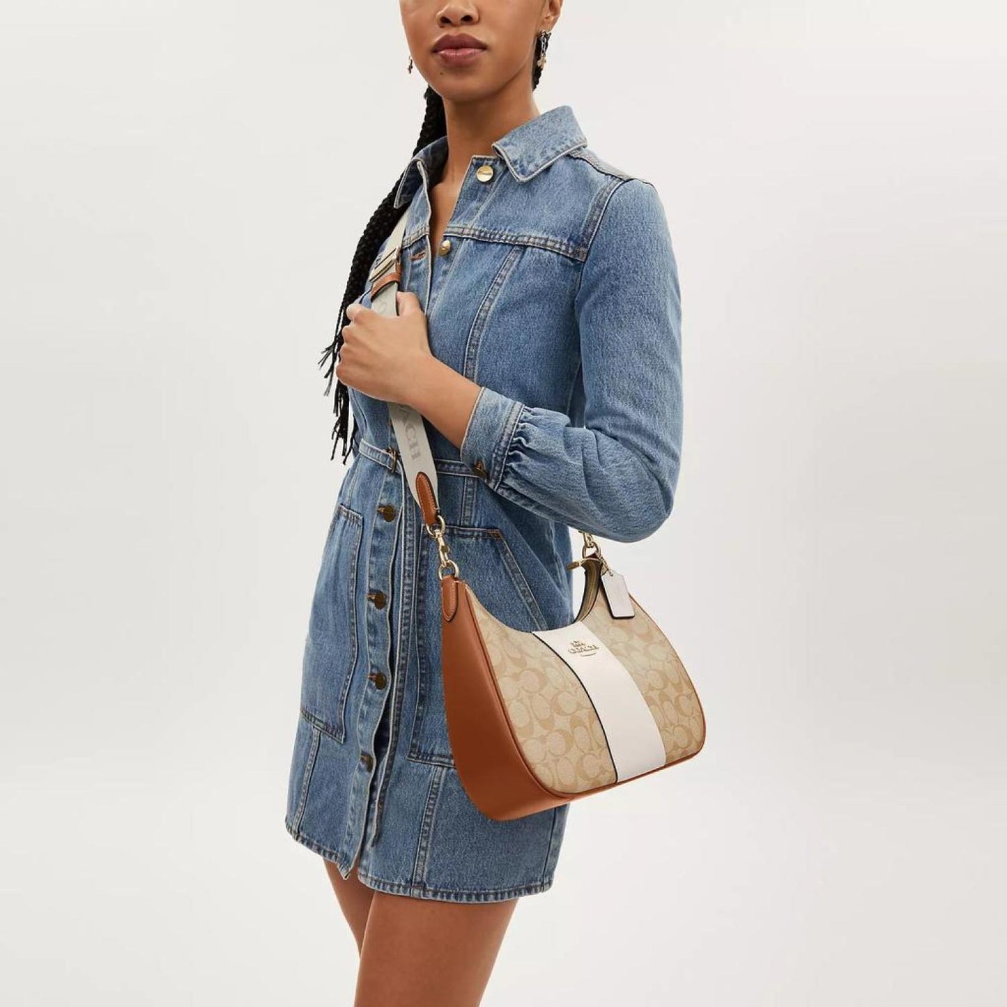 Coach Outlet Teri Hobo In Signature Canvas With Stripe