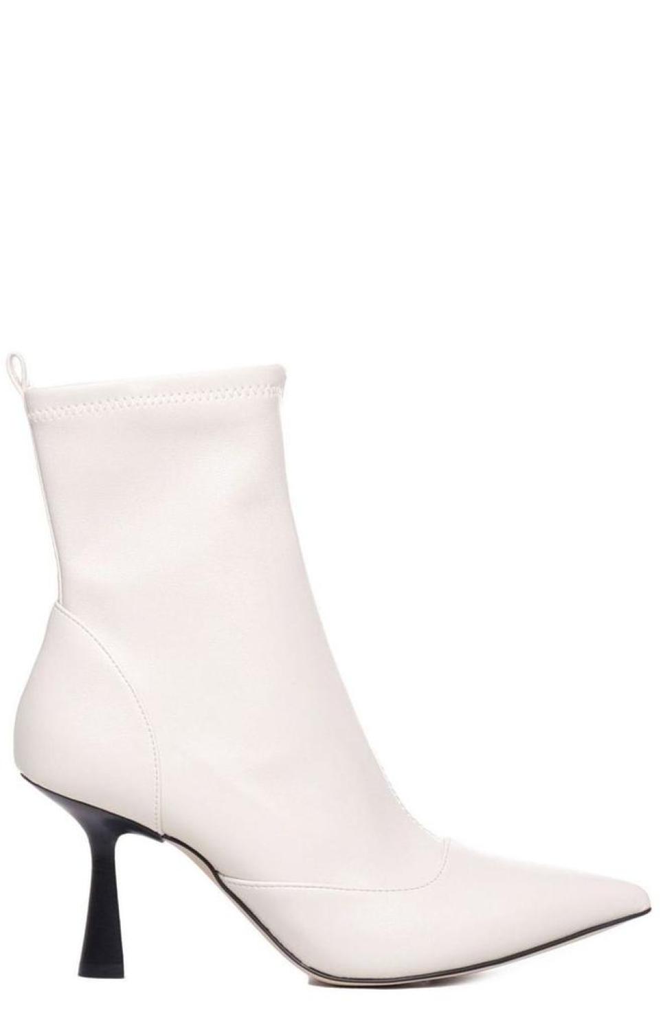 Michael Michael Kors Pointed Toe Heeled Boots