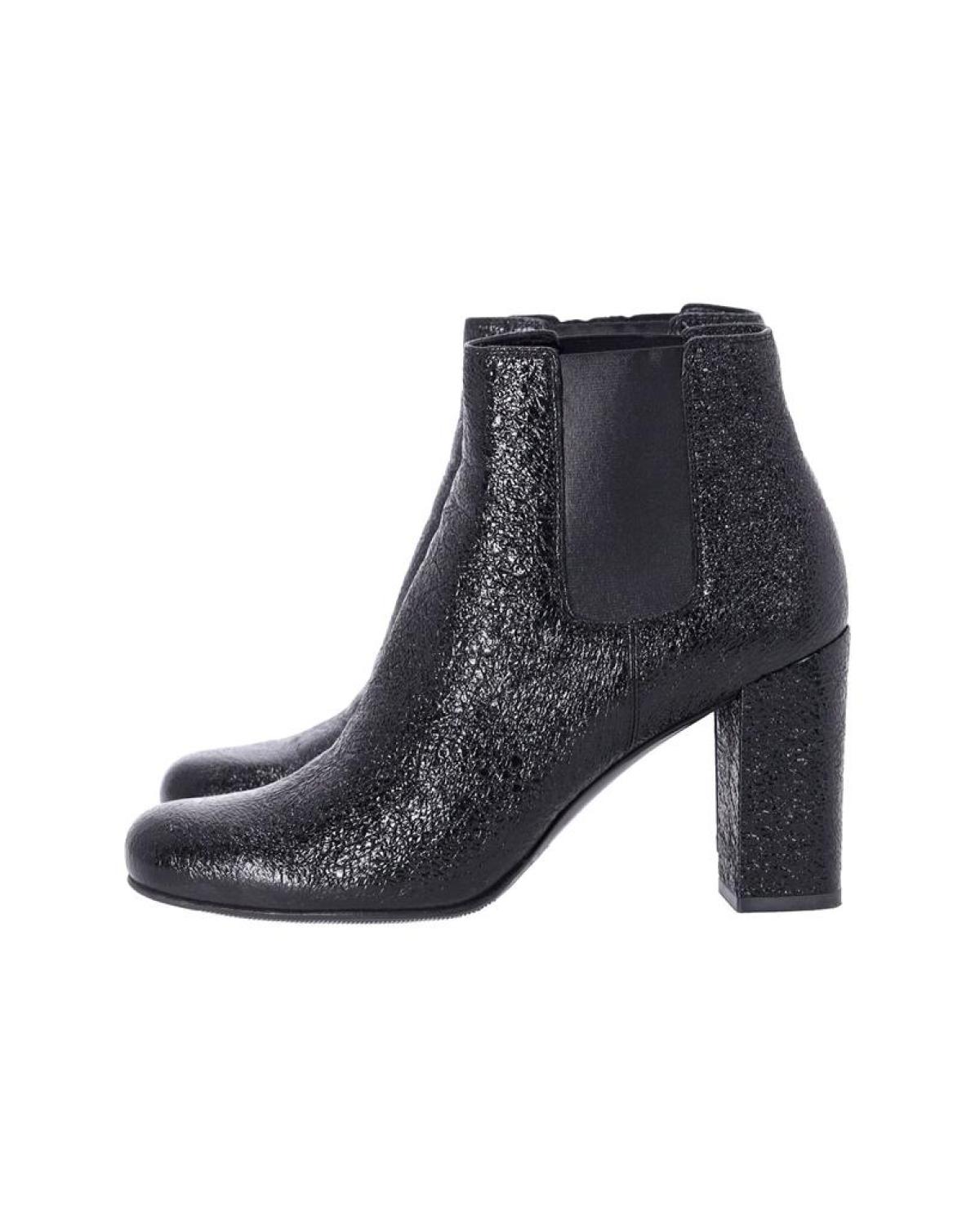 Saint Laurent High Heel Chelsea Boots in Black Leather