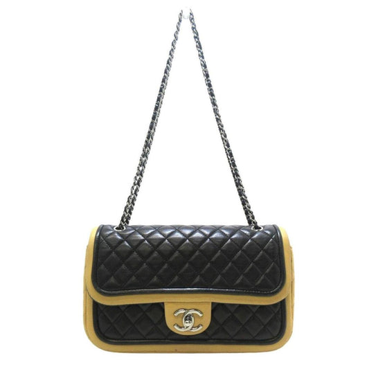 Chanel Single Flap  Leather Shoulder Bag (Pre-Owned)